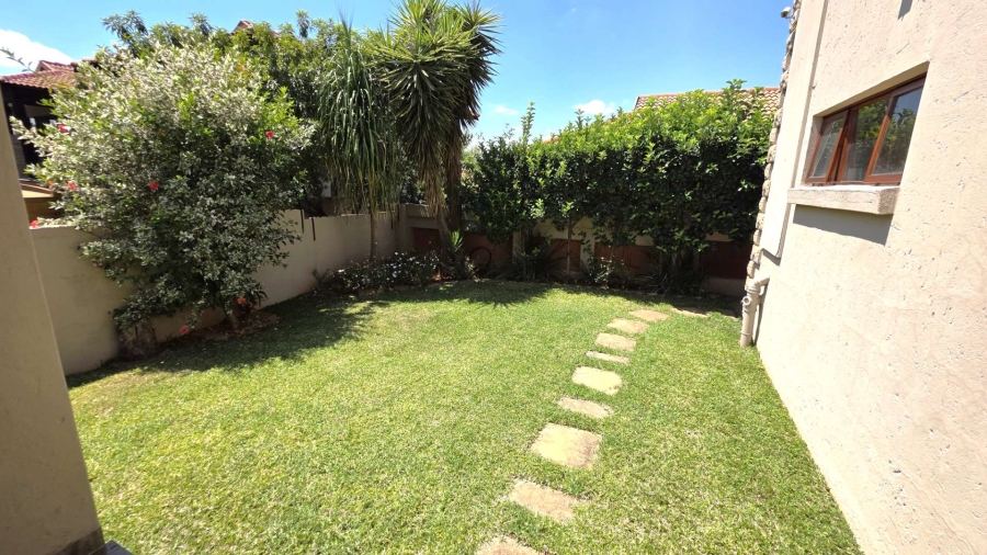 4 Bedroom Property for Sale in Ifafi North West